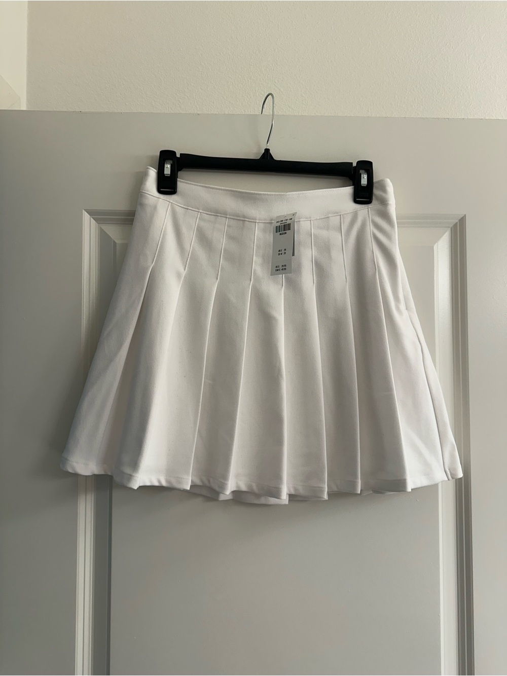NWT Hollister Pleated Skirt